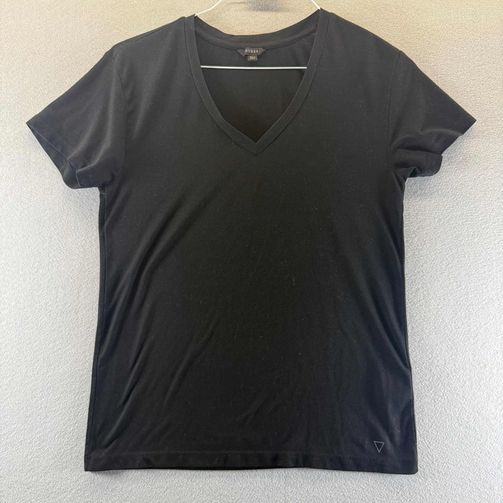 Guess Womens V-Neck Short Sleeve T-Shirt Black W83i0dk3540 Size Xs/S